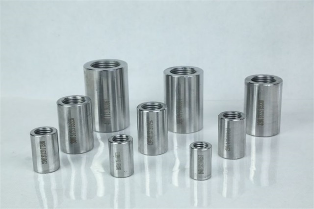 白玉直螺纹钢筋套筒批发